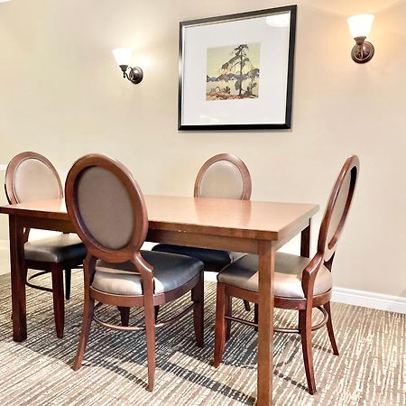 Hillside Haven: Carriage Club Resort Retreat Edgar Luaran gambar