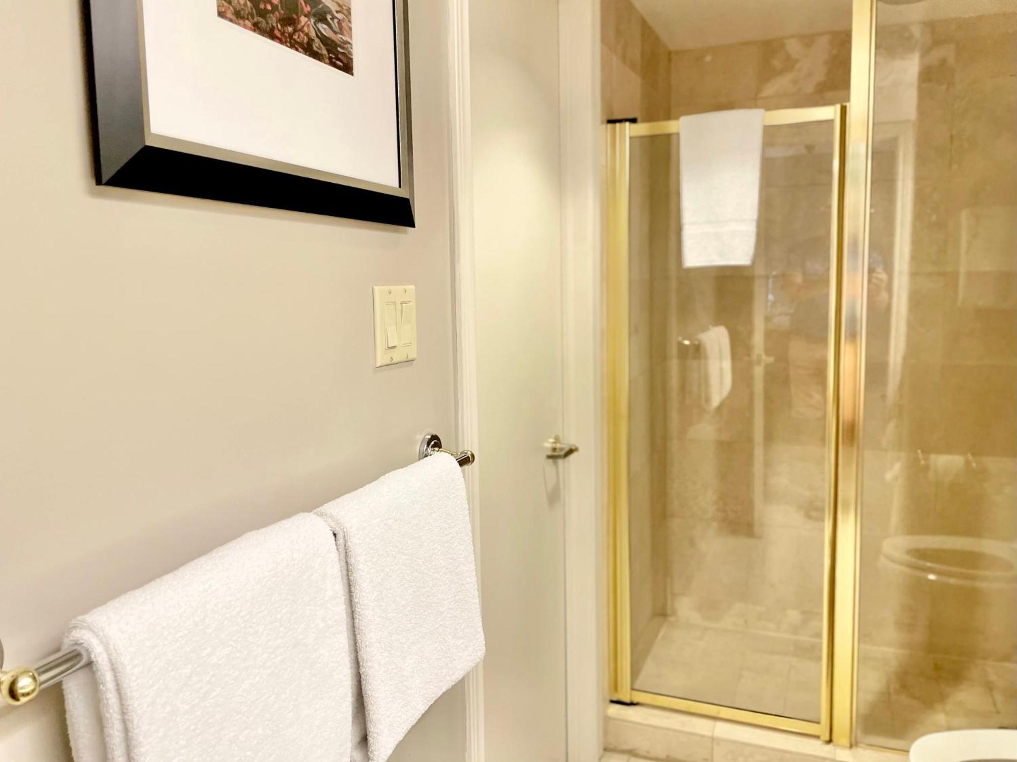 Hillside Haven: Carriage Club Resort Retreat Edgar Luaran gambar